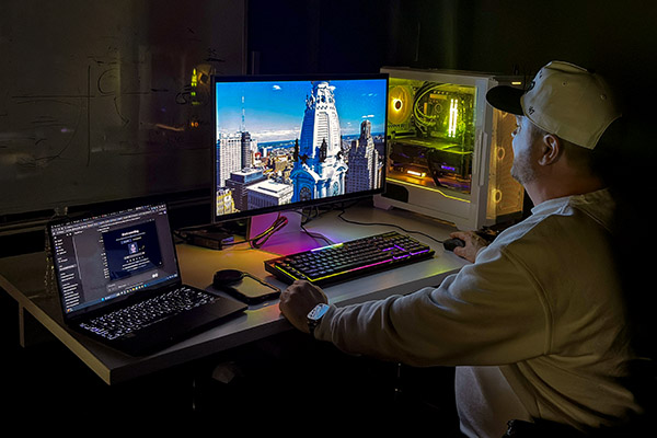 Samsung G90XF 3D Gaming Monitor Review: Glasses-Free 3D Done Right